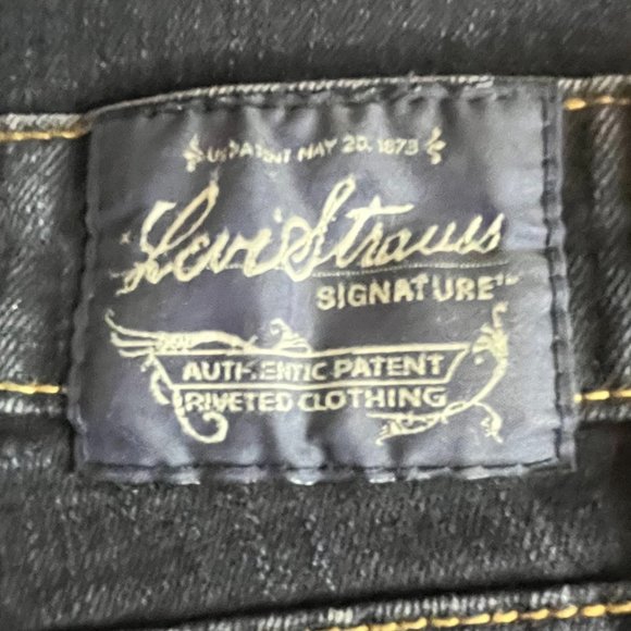Levi Strauss BUTTON FLY Jeans MED Rise Juniors 13 NWOT - Picture 5 of 5